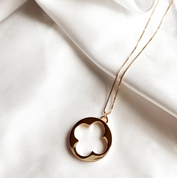 AHAVA Jewelry - 📿 NIB AHAVA Circle of Life Necklace